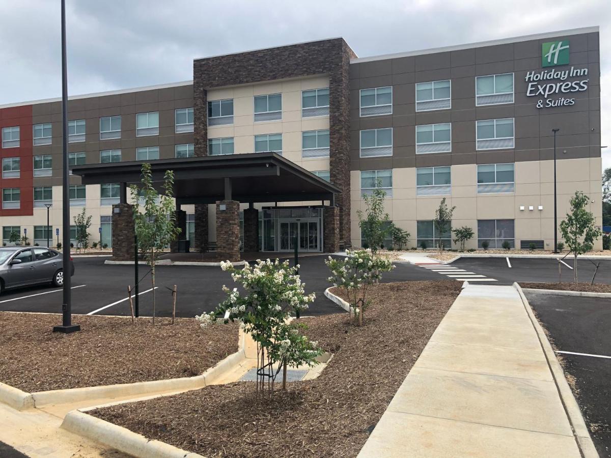 Holiday Inn Express & Suites - Roanoke - Civic Center Exterior foto